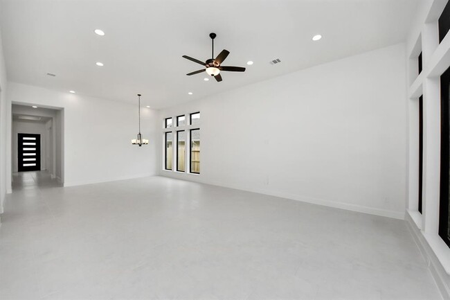 Building Photo - 8706 Incandesce Rise Dr