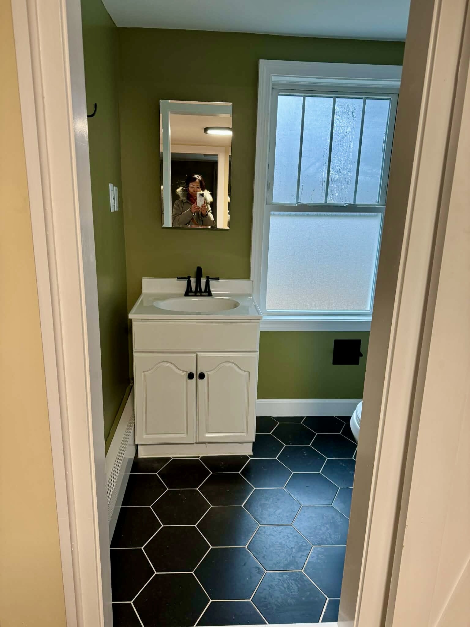 Building Photo - 19 Sterling St