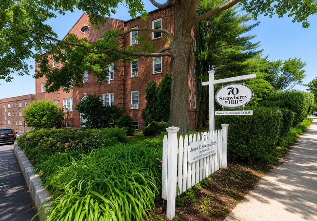 Building Photo - 70 Strawberry Hill Ave