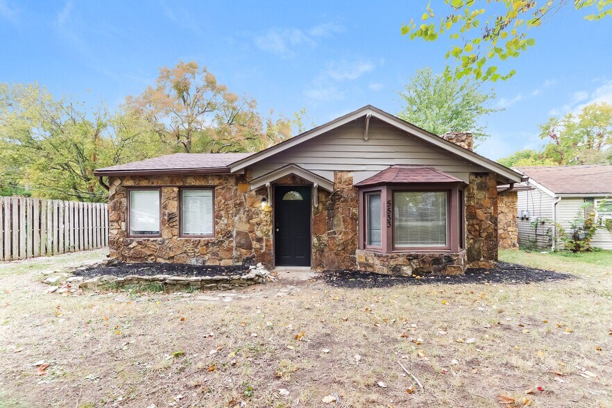 Building Photo - 5533 Cartledge Ct