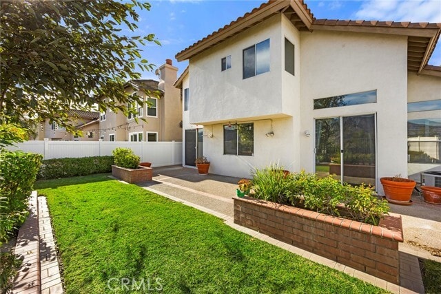 Building Photo - 5560 Van Gogh Way