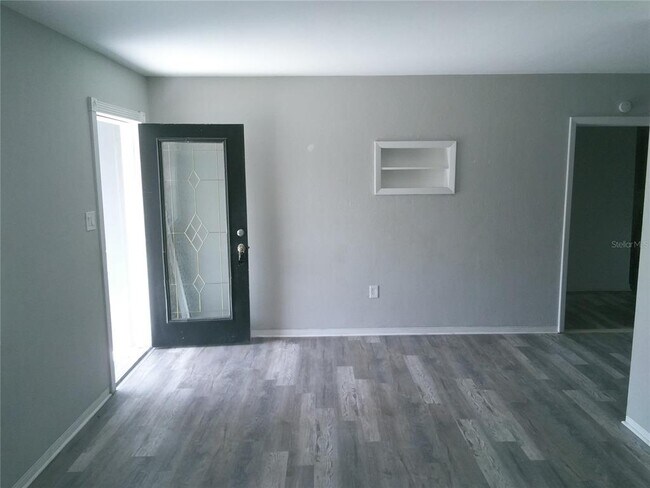 Building Photo - 6041 43rd Ave N