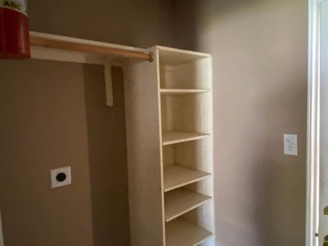 Building Photo - 146 Meadowlark Cir