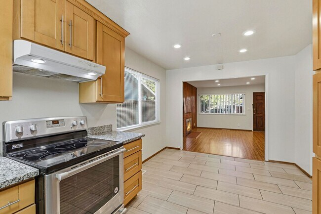 Building Photo - 1559 S Wolfe Rd