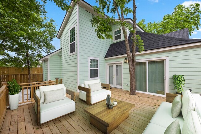 Building Photo - 6411 Illinois St