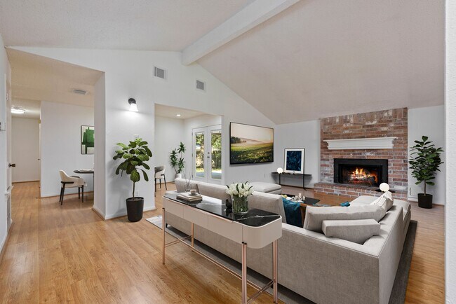 Building Photo - 22727 Smokey Hill Dr