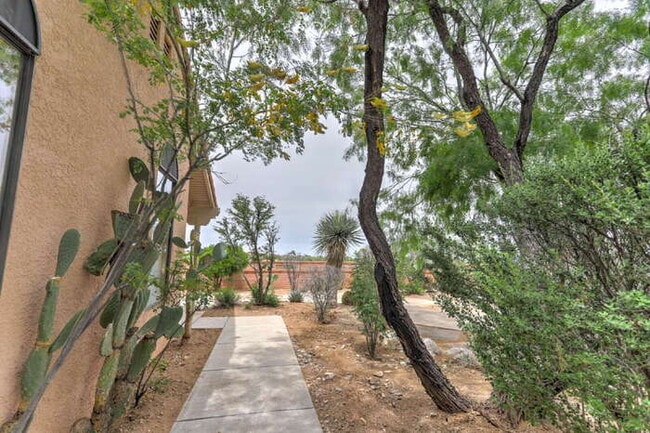 Building Photo - San Ignacio Vistas - Green Valley (Age Restricted community, at least one person must be 55 or ol...