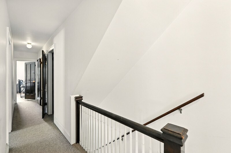 Building Photo - 2341 S Overlook Rd