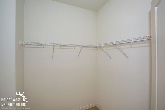 Building Photo - Newly built 3Bdm 2.5Ba Townhome in Summerlin!