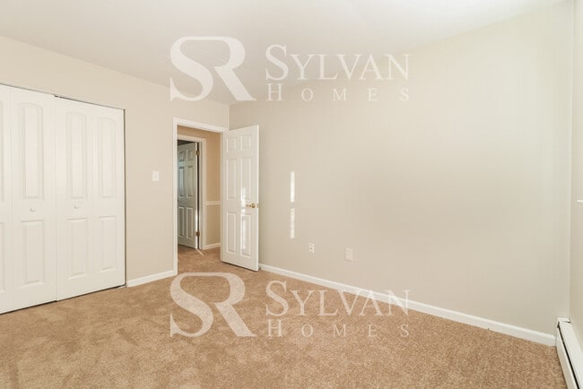 Building Photo - Carve Out a Great Life Here!