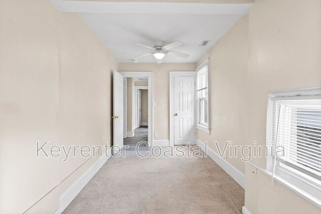 Building Photo - 2828 Tidewater Dr