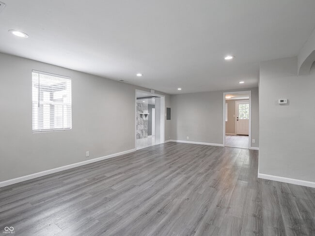 Building Photo - 1141 Temperance Ave