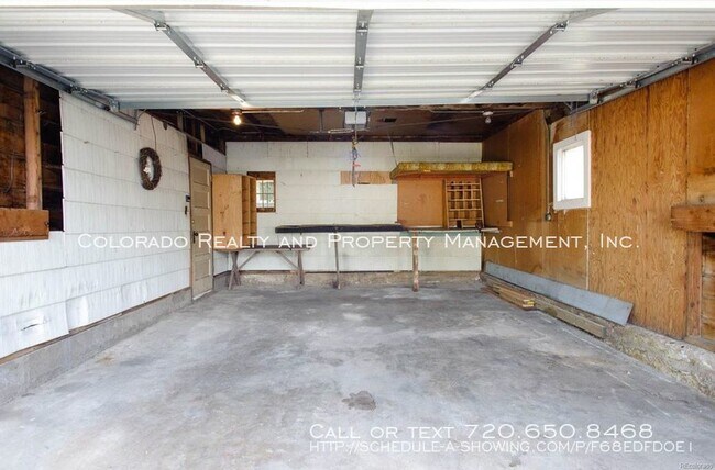 Building Photo - $500 OFF FIRST MONTH'S RENT!