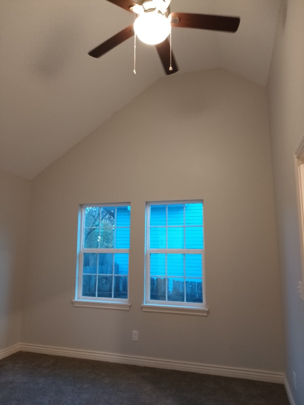 Building Photo - 124 S Green St