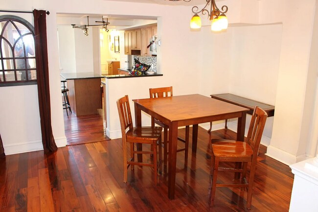 Building Photo - Charming 4BD/3BA | West Chester Borough | Steps to Dining & Shopping
