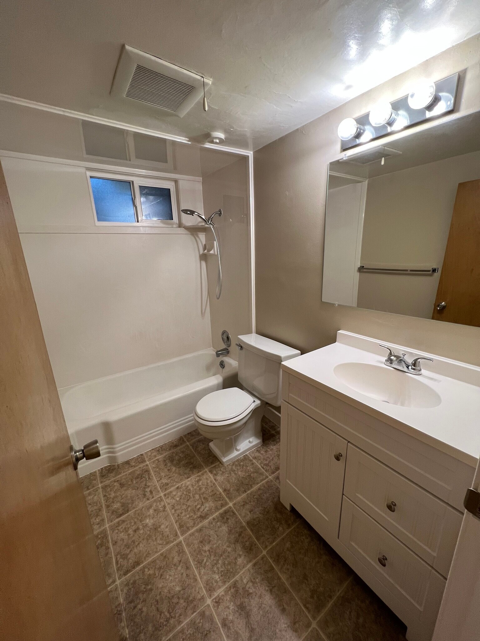 Bathroom - 1104 N 500 E