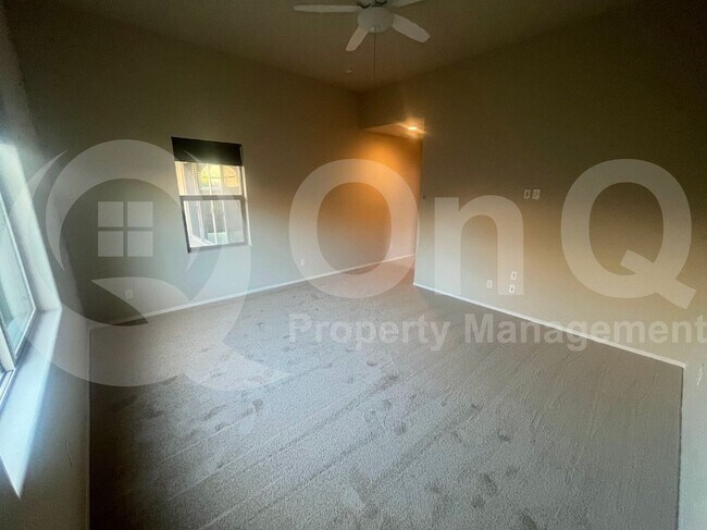 Building Photo - 4414 E Angela Dr