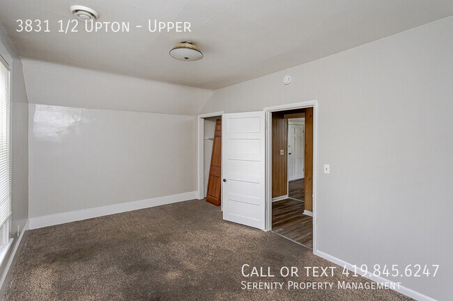 Building Photo - 3831 1/2 Upton-Upper