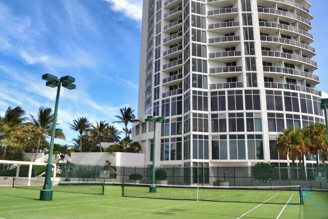 Building Photo - 18001 Collins Ave