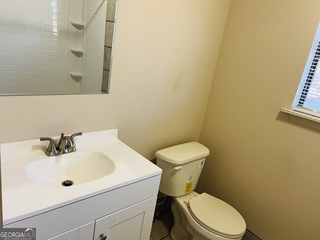 Building Photo - 4120 Midway Rd