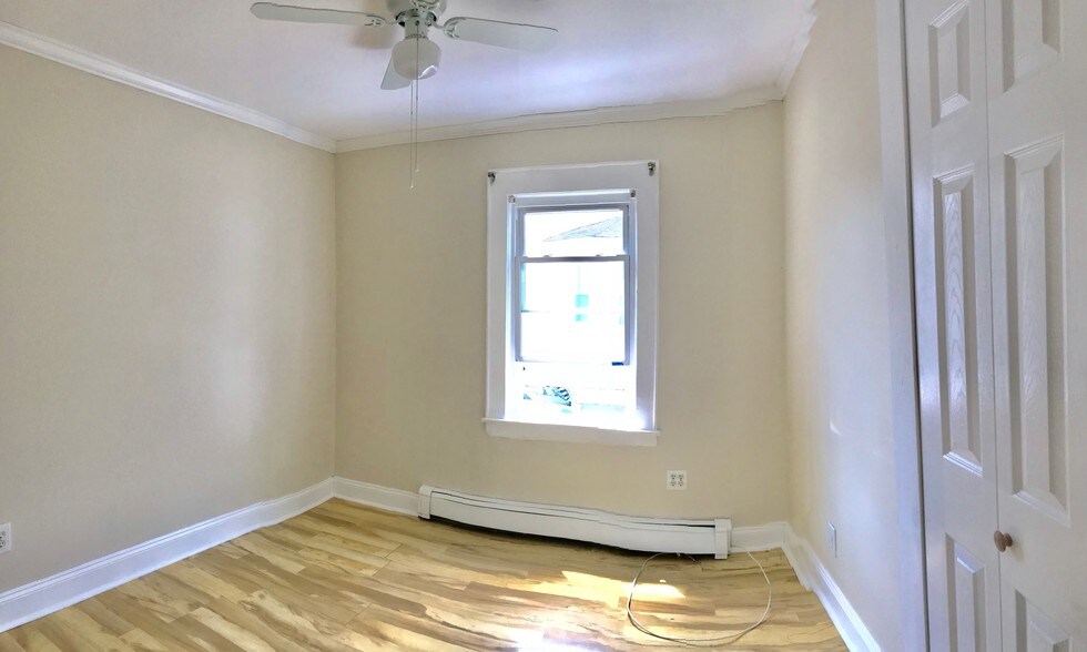 Badroom - 172 Highland Ave