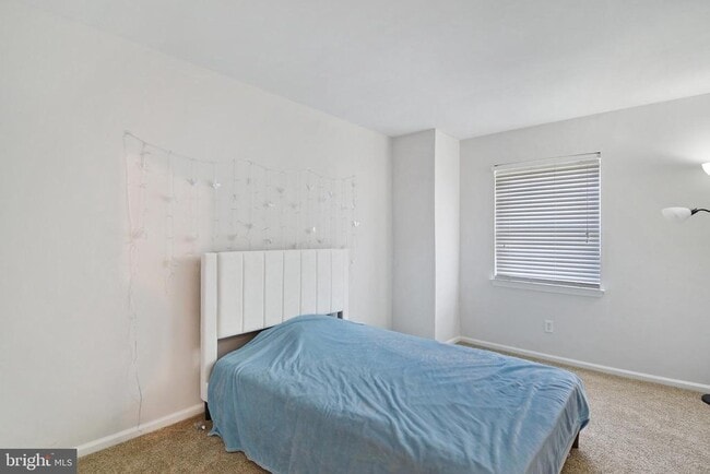 Building Photo - 308 Kidwelly Ct