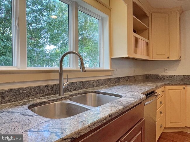 Building Photo - 11470 Mohawk Ct