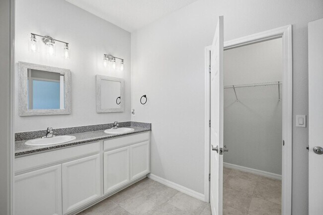 Building Photo - 55 Matanzas Lakes Dr
