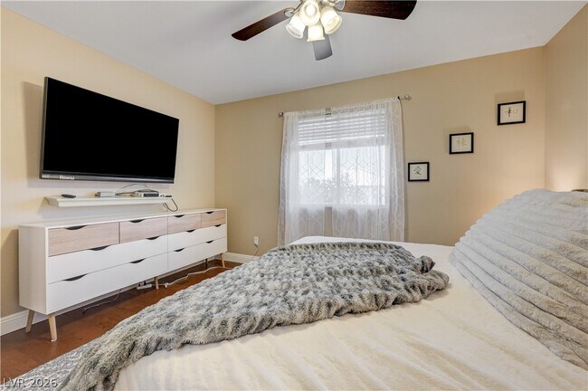 Building Photo - 268 Copper Glow Ct