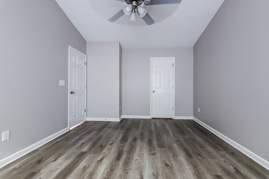 Building Photo - 2794 Regent Walk Dr