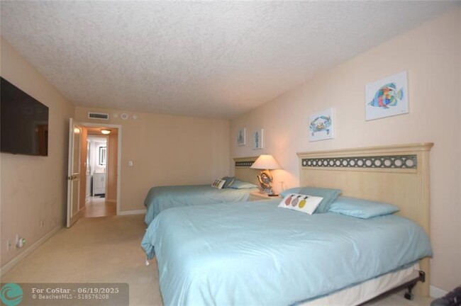Building Photo - 1340 S Ocean Blvd