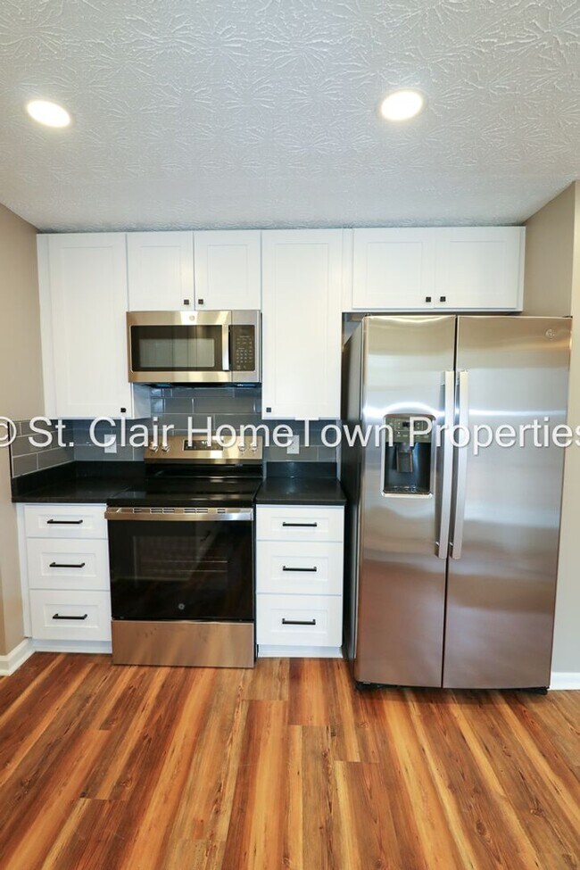 Building Photo - Adorable Home in Cook Springs