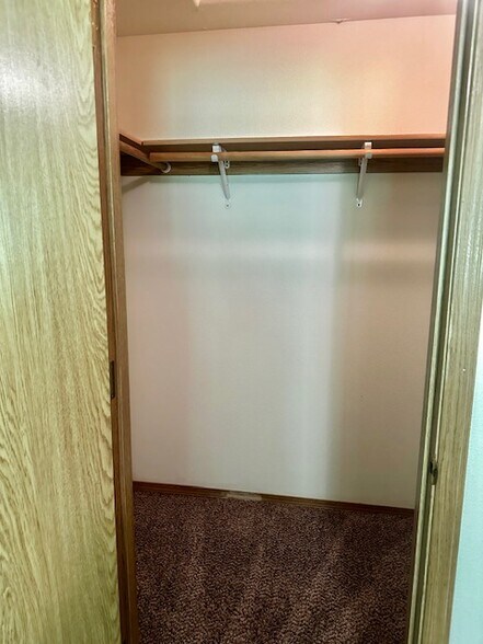 Building Photo - 3126 NE 102nd Ave