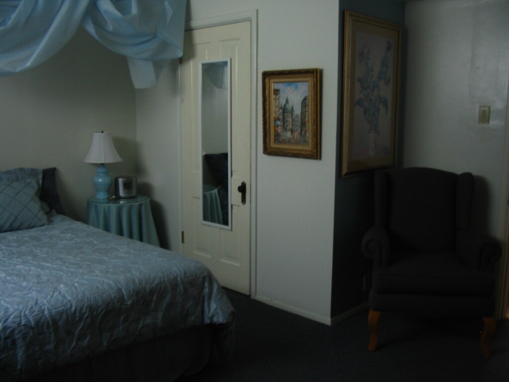 Building Photo - 2732 Eldridge Ave