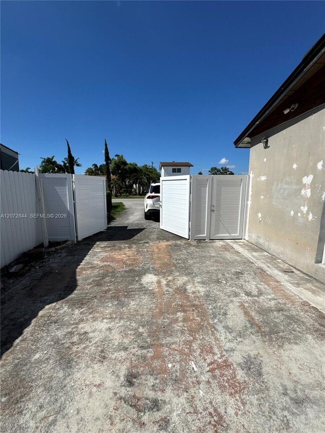 Building Photo - 5500 NW 178th Terrace