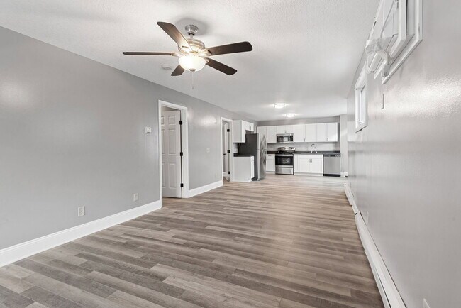 Building Photo - 2407 Buchanan St NE