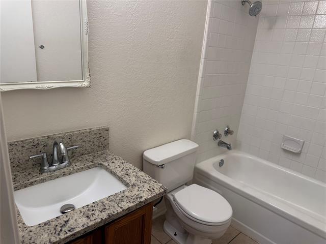 Building Photo - 500 Renee Dr