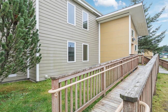 Building Photo - 2610 Mill Bay Rd