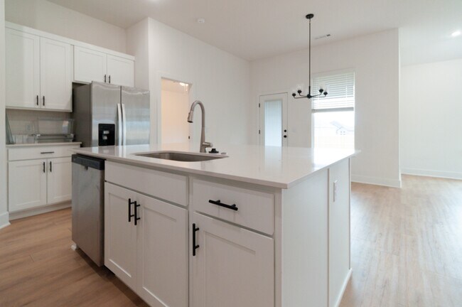 Building Photo - 453 W Gosling Isle