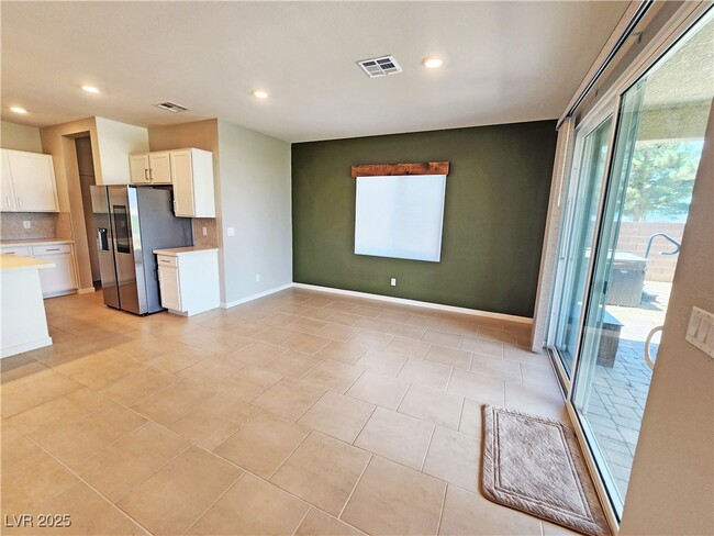 Building Photo - 4096 E Cactus Cyn Dr