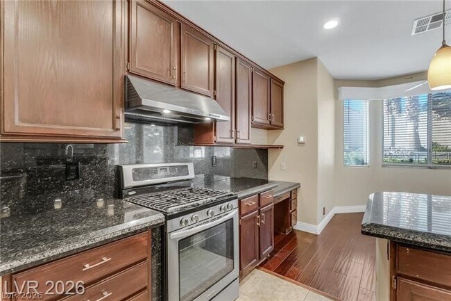 Building Photo - 7 Crown Valley Dr