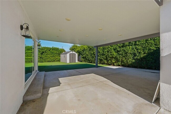 Building Photo - 6658 Kosturas Pl