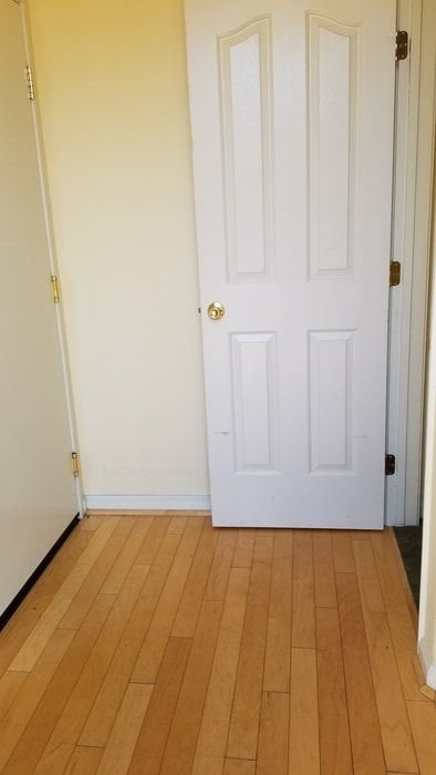 Building Photo - Adorable 2 bedroom 2 bathroom townhouse in...