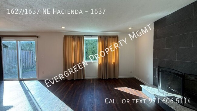 Building Photo - Modern 2BD/1.5BA Home with Fireplace, Deck...