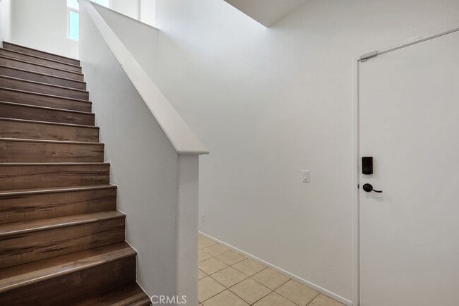 Building Photo - 8128 Wishing Well Ln