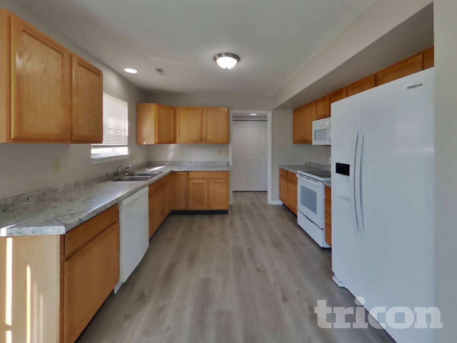 Building Photo - 828 Treyburn Green Dr