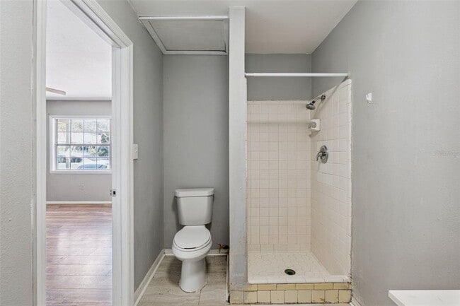 Building Photo - 1508 W Main St