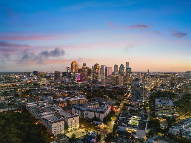 Building Photo - 3227 McKinney Ave