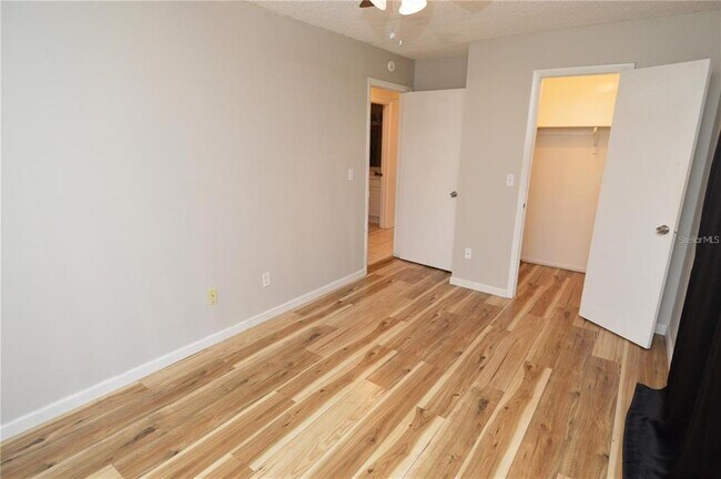 Building Photo - 2904 Lichen Ln