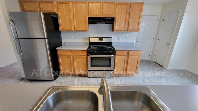 Building Photo - 144 Holly Mill Village Dr